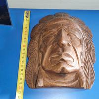 scultura testa indiano d'America in legno apache