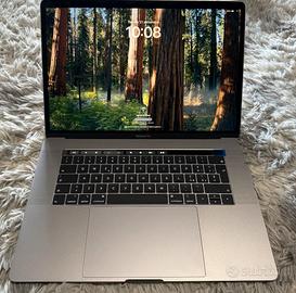 Apple MacBook Pro 15 i9 32GB PRO 560X 4GB