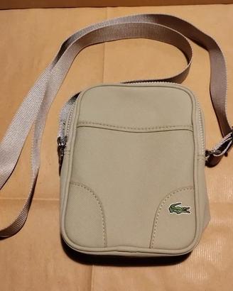 Borsetta Lacoste a tracolla