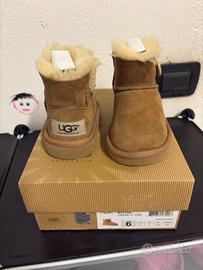 Scarpa UGG n 22,5