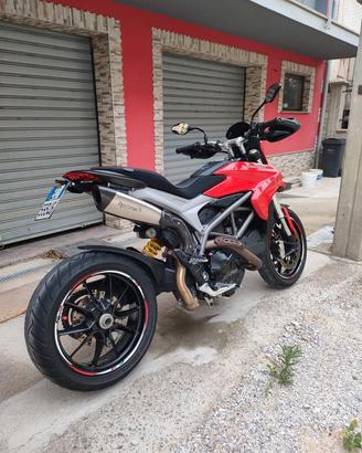 ducati hypermotard 821