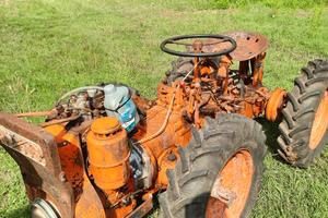 trattore pasquali 906 + carrello