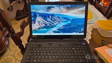 Notebook Toshiba i3 ssd500gb 8gb ram windows11