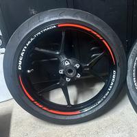 Cerchi Multistrada 1200