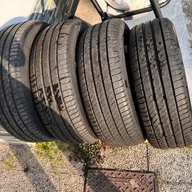 Gomme estive Michelin Primacy 4 -215/60/R17/  96H