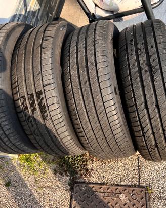 Gomme estive Michelin Primacy 4 -215/60/R17/  96H