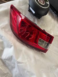 Fanale Faro Posteriore sinistro Renault Clio2012 >