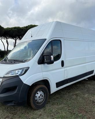 Peugeot BOXER 335 2.0 BlueHDi 130CV Furgone