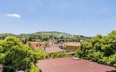 Appartamento 120 mq con terrazzo panoramico a Mo