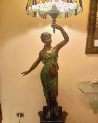 Lampada Nouveau Bronzo Patinato e Vetro Tiffany