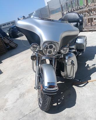 Harley Electra  Glide Ultra Classic Anniversario