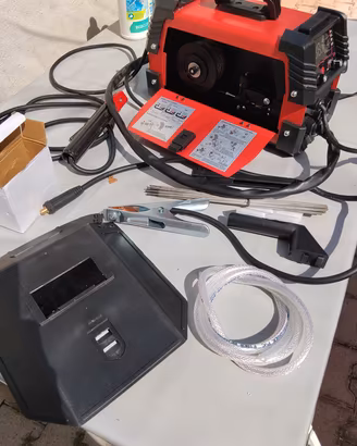 saldatrice Mig 650 a gas torcia e accessori 