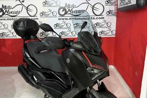 Yamaha X-Max 300 tech max