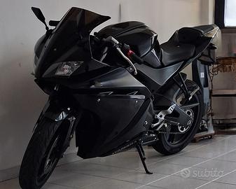 Yamaha YZF R125