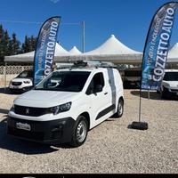 Peugeot Partner 3 posti Allestito passo corto