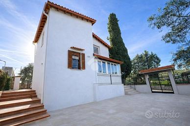 VILLA SINGOLA A CASTELDACCIA