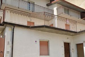 Casa indipendente in bifamiliare