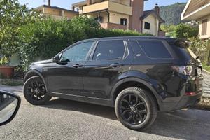 Lando Rover Discovery Sport HSE