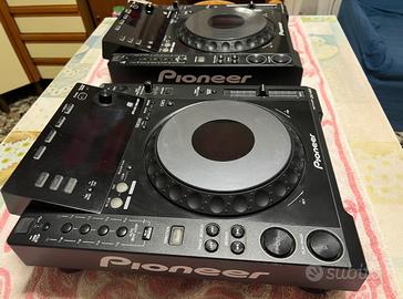Pioneer CDJ 900