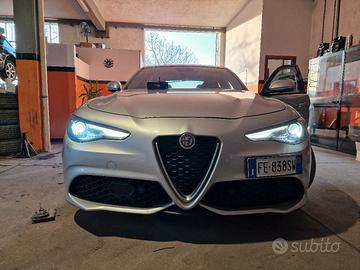 Alfa Romeo Giulia Veloce 2.2 210cv Q4