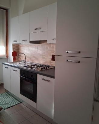 Completo mobili cucina