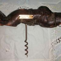 Antico cavatappi francese in legno