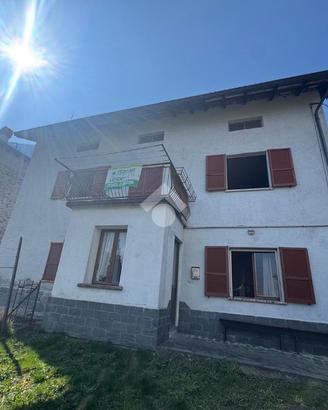 CASA SEMINDIPENDENTE A COLORINA