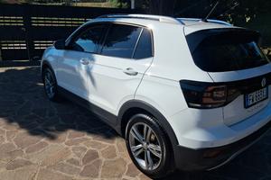 T-CROSS 