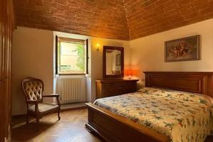 Casa indipendente di 70 m² con 3 locali e box auto
