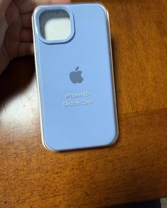 cover iPhone 15 celeste pastello