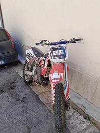 Honda cr-v 125 da pista