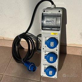 Quadro distribuzione 16A industriale