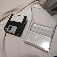 Scatola porta floppy+11 floppy