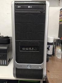 Computer PC AMD Athlon II X4 645, con monitor