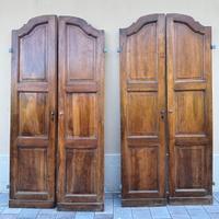 Porte antiche in legno