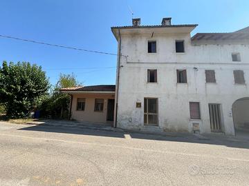 CASA IN LINEA CON GIARIDNO E DIPENDENZE