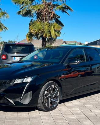 Peugeot 308 Plug-in Hybrid 180 e-EAT8 SW Allure Pa