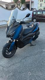 Yamaha x-max 300 abs