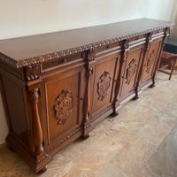Mobili in stile legno pregiato