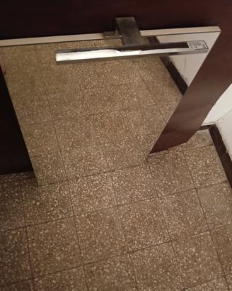 specchio bagno con illuminazione 