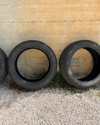 Gomme termiche 225/45/17 94v