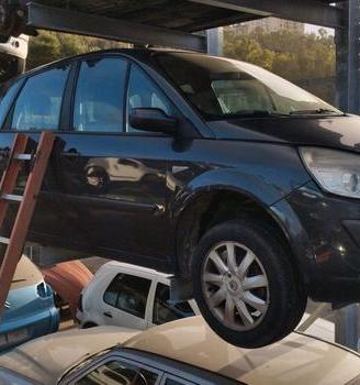 Ricambi Renault Scenic anno 2007 cil. 1.5 DCI