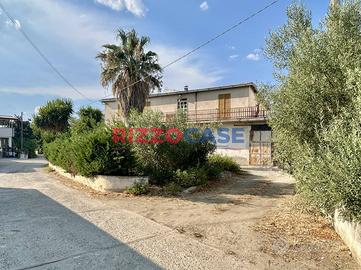 Casa Semindipendente - Corigliano-Rossano