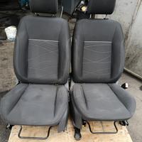 Interni/sedili completi Ford Fiesta 5 porte 2010