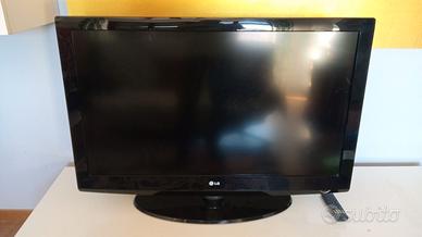 TV marca LG, 42 pollici 103x75 cm