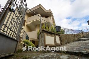 APPARTAMENTO - FABBRICATO RECENTE CON SOLO 2 UNITÀ