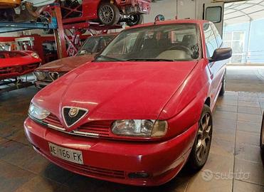 Alfa Romeo 145 Boxer