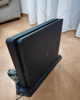 PS4 slim più giochi