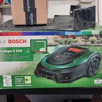 Robot rasaerba tagliaerba