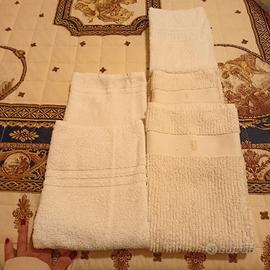 2 set di asciugamani nuovi 